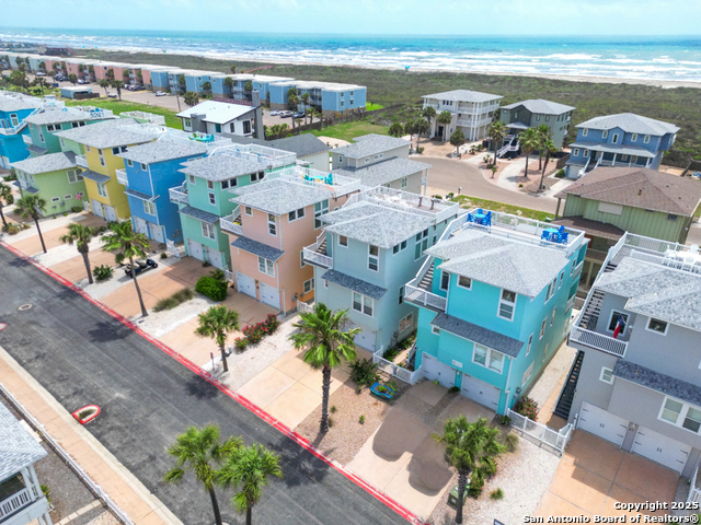 Listing photo id 42 for 2525 11th St S 49