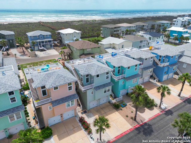 Listing photo id 43 for 2525 11th St S 49