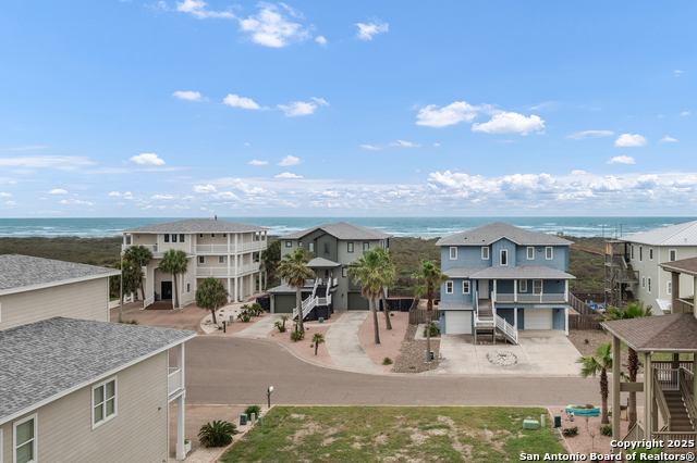 Listing photo id 49 for 2525 11th St S 49