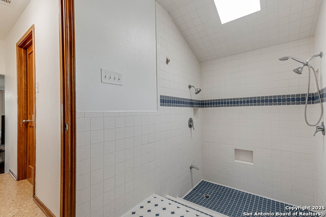 Image 22 of 36 For 28426 Quadrille Lane