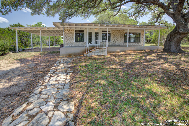 Details for 725 Canyon Circle, Canyon Lake, TX 78133