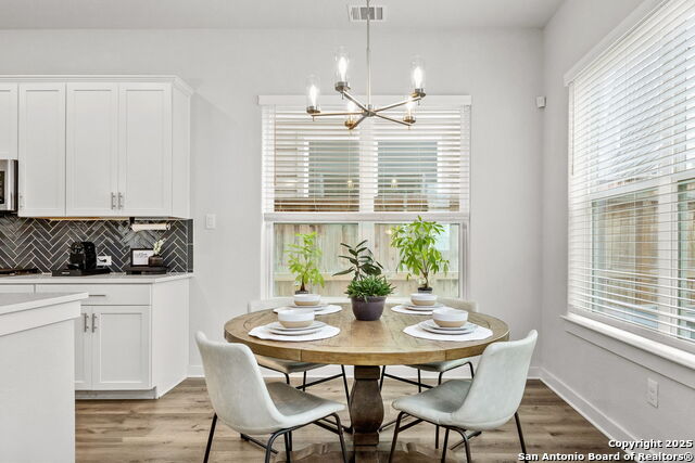 Image 14 of 27 For 5843 Whitby Road, Unit 33