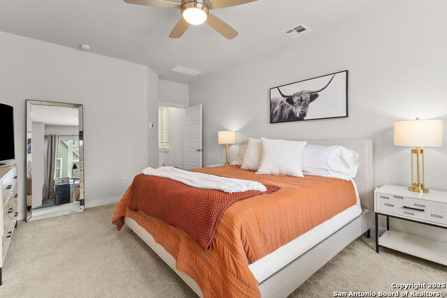 Image 17 of 27 For 5843 Whitby Road, Unit 33