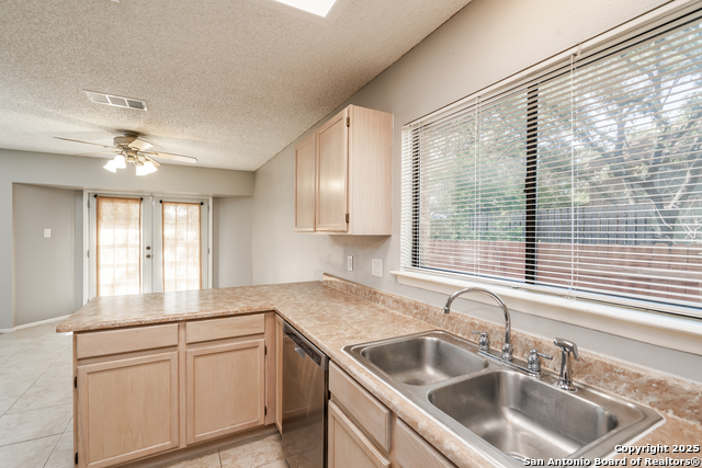 Image 21 of 26 For 9614 Fern Crest
