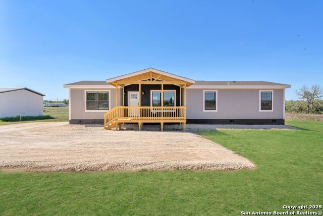 Details for 132 Syrah St, La Vernia, TX 78121