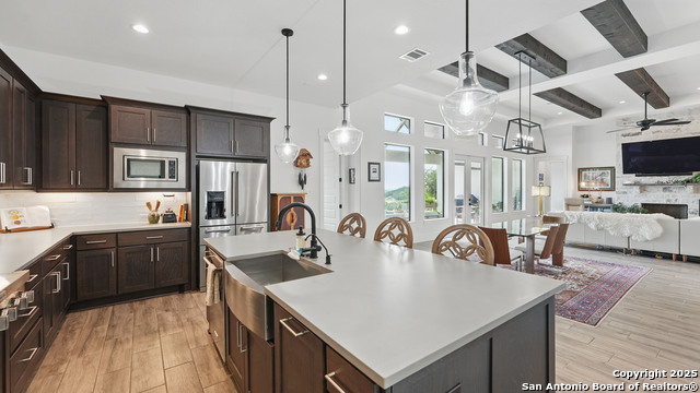 Listing photo id 18 for 191 Crane Cir