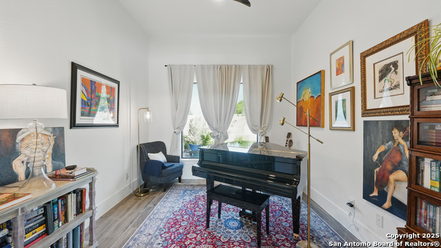 Listing photo id 21 for 191 Crane Cir