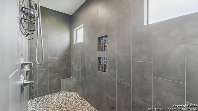 Listing photo id 28 for 191 Crane Cir