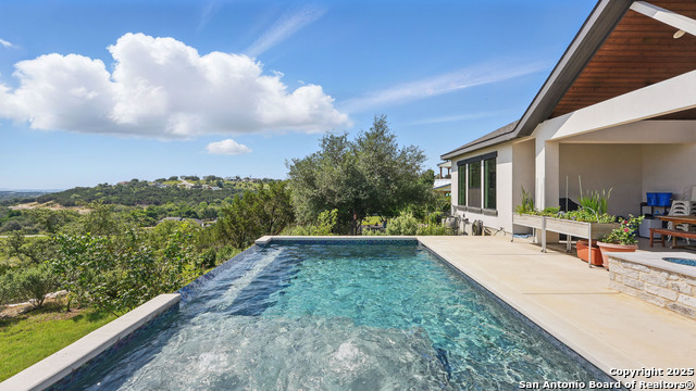 Listing photo id 4 for 191 Crane Cir