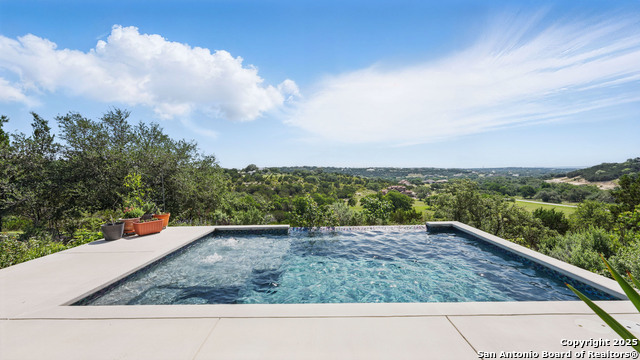 Listing photo id 6 for 191 Crane Cir