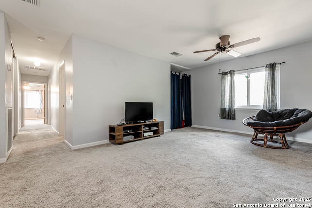 Image 15 of 22 For 6719 Timberhill