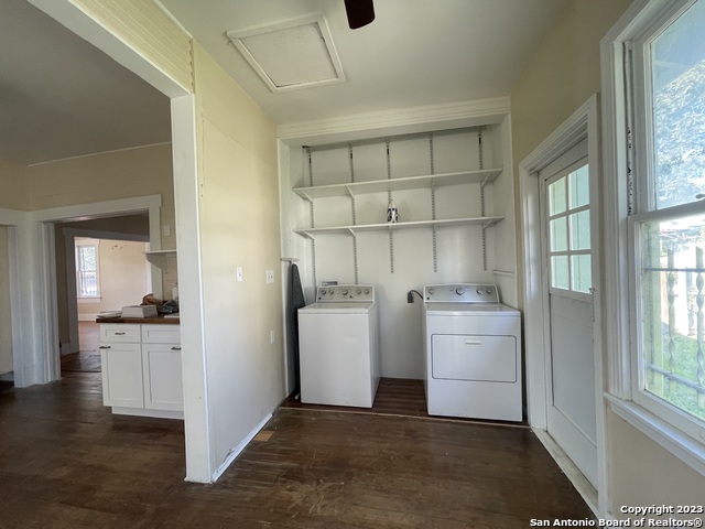 Image 13 of 13 For 840 Guenther St E