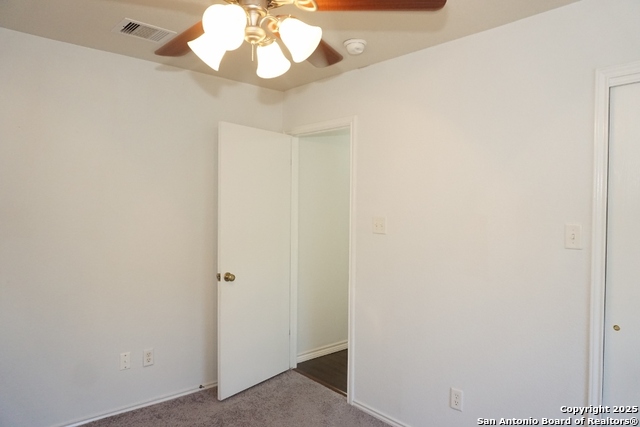 Listing photo id 21 for 2302 Pue Rd