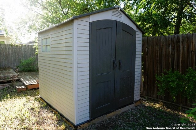 Listing photo id 25 for 2302 Pue Rd