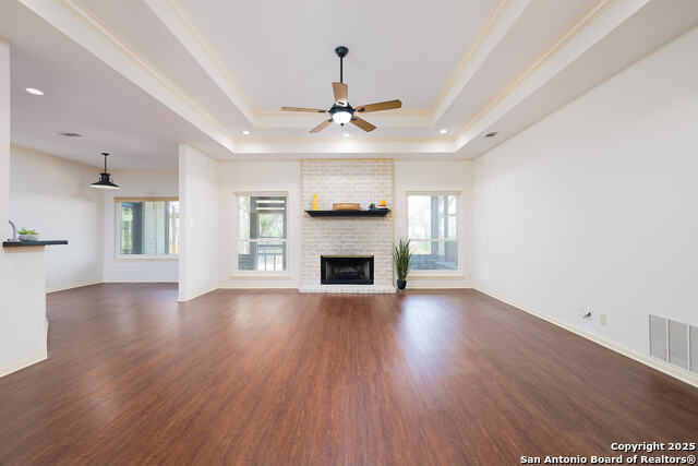 Image 10 of 18 For 552 Mountain Oaks