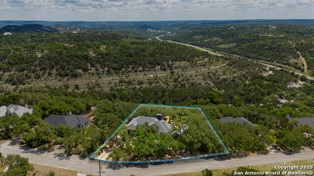 Image 2 of 18 For 552 Mountain Oaks
