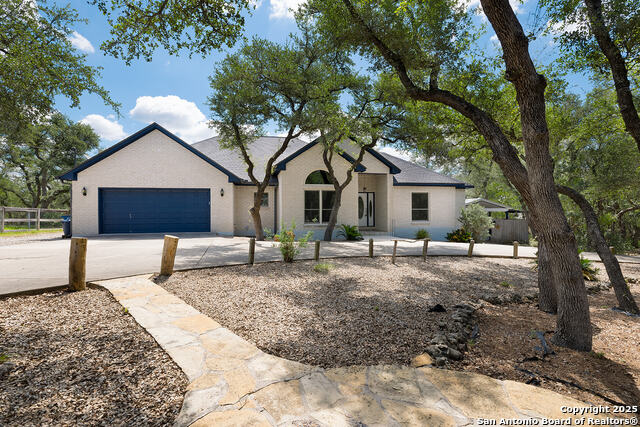 Image 3 of 18 For 552 Mountain Oaks
