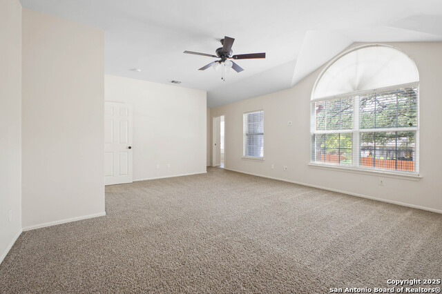 Image 16 of 31 For 8818 Sarasota Woods