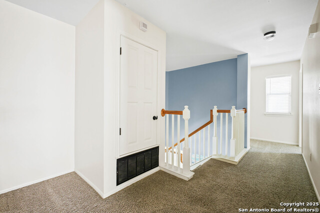 Image 20 of 31 For 8818 Sarasota Woods