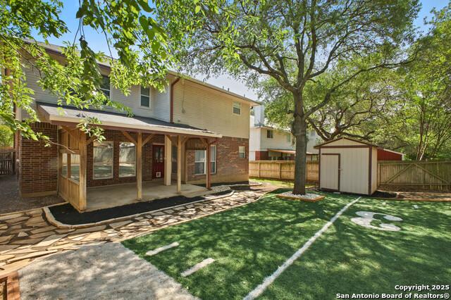 Image 30 of 31 For 8818 Sarasota Woods