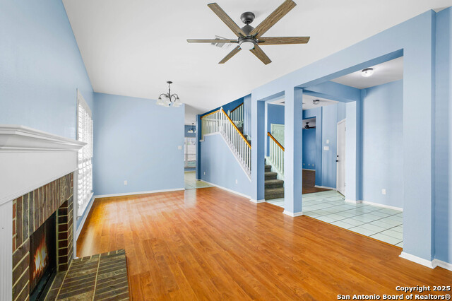 Image 6 of 31 For 8818 Sarasota Woods