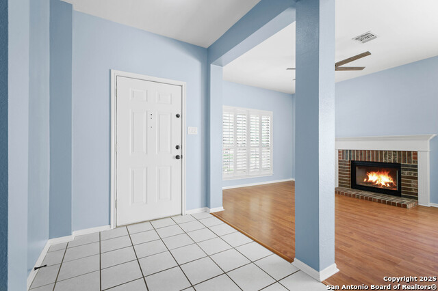 Image 8 of 31 For 8818 Sarasota Woods