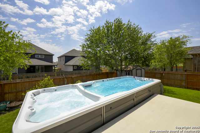 Image 31 of 39 For 1710 Briar Spring