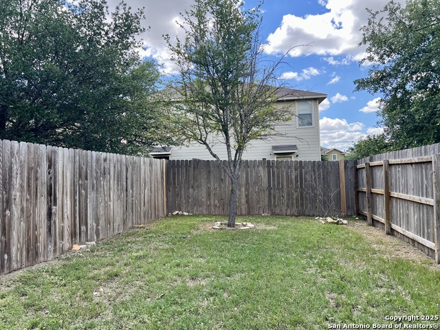 Image 16 of 17 For 4924 Stowers Blvd