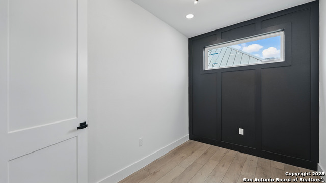 Image 20 of 42 For 104 Creede St