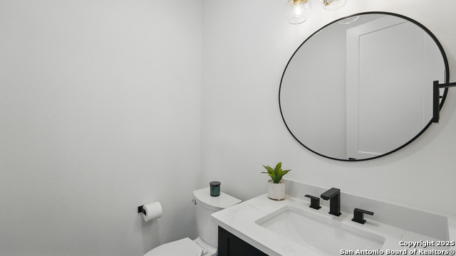 Image 31 of 42 For 104 Creede St