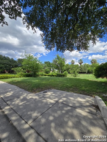 Image 13 of 13 For 102 Leisure Dr