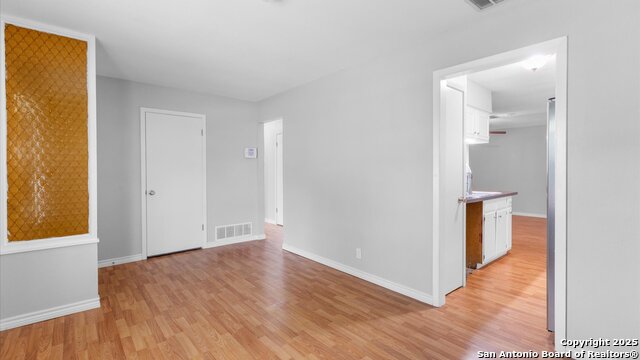 Image 3 of 15 For 4722 Casa Manana