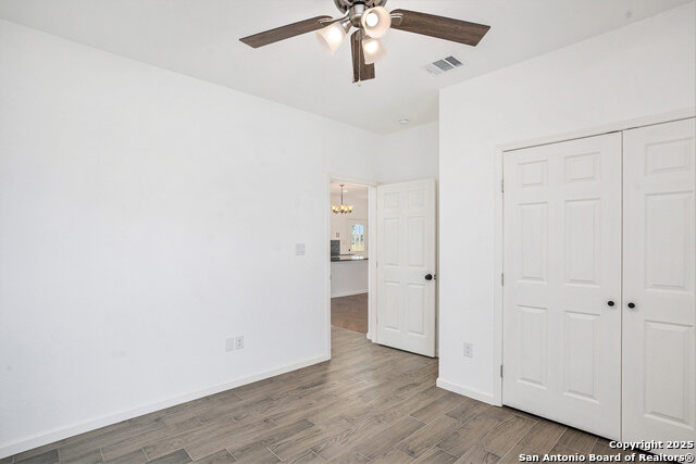 Listing photo id 4 for 1615 Guadalupe N