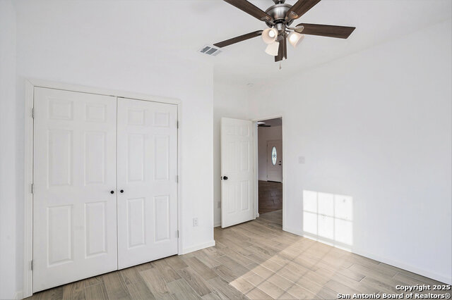 Listing photo id 6 for 1615 Guadalupe N