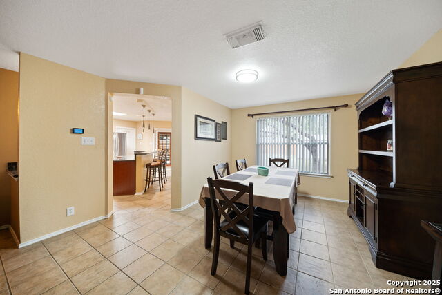 Image 16 of 35 For 934 Saxonhill