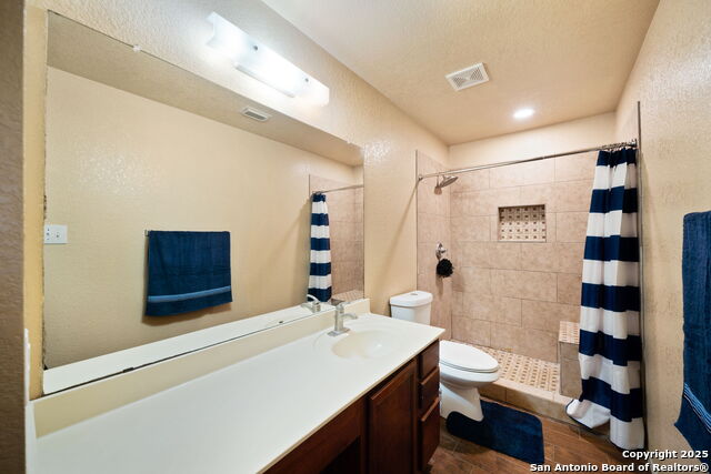 Image 27 of 35 For 934 Saxonhill