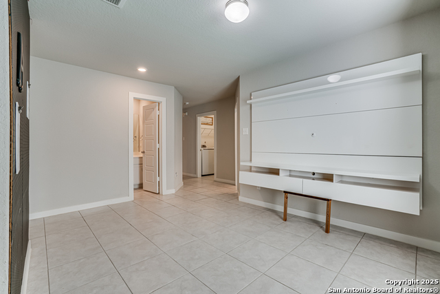 Image 32 of 43 For 12034 Bailey Hills