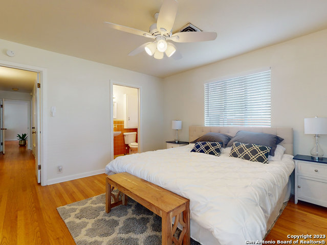 Image 22 of 32 For 643 Brightwood Pl