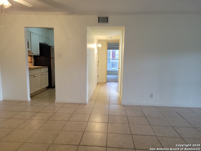Details for 8702 Village Dr  204, San Antonio, TX 78217