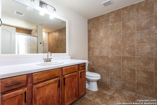 Image 18 of 27 For 7210 Adair Post
