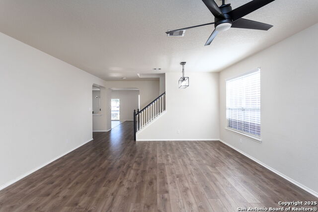 Image 5 of 27 For 7210 Adair Post