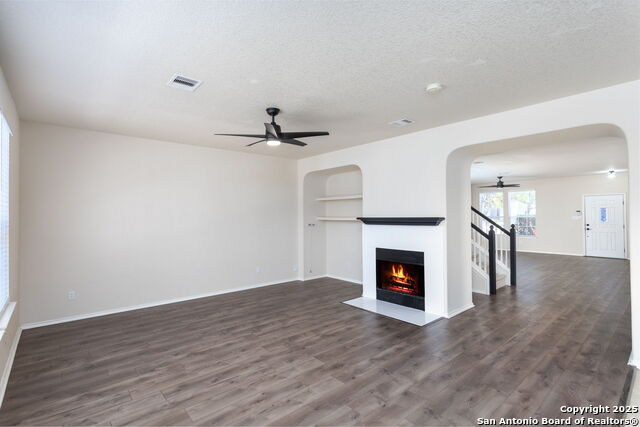 Image 6 of 27 For 7210 Adair Post