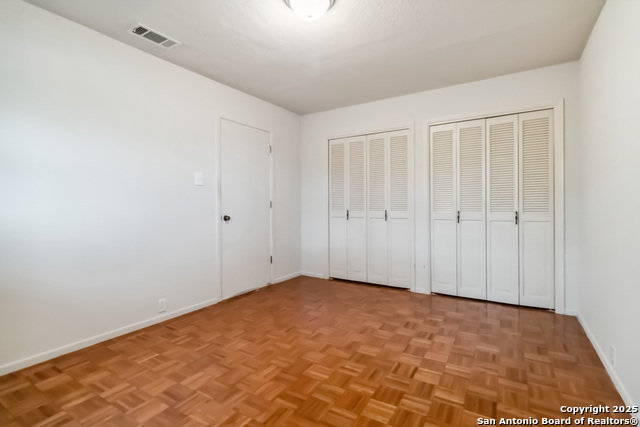 Listing photo id 16 for 10514 Merritime Ct