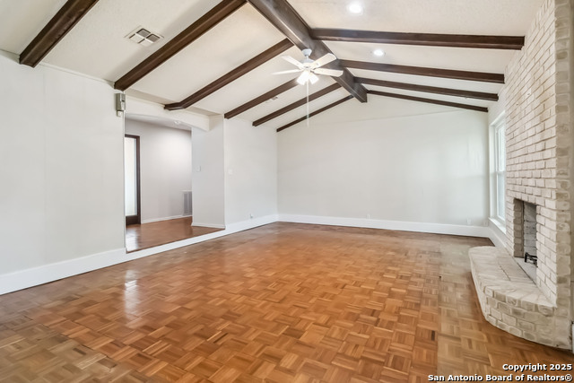 Listing photo id 2 for 10514 Merritime Ct