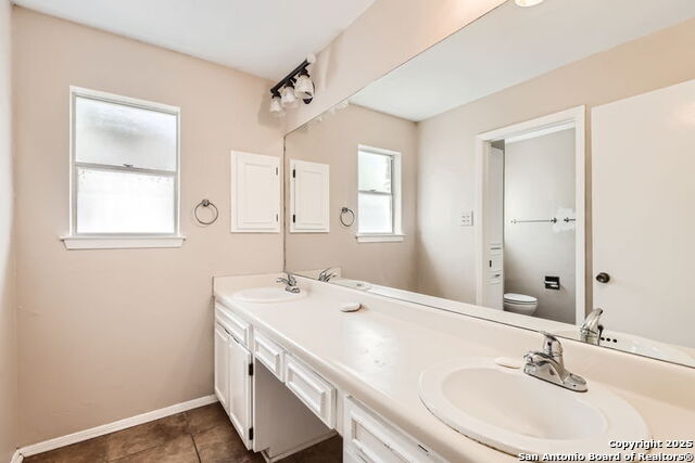Image 15 of 16 For 13802 Norland
