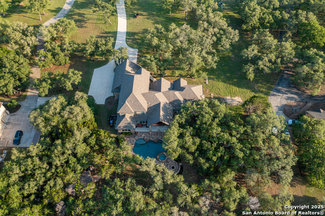 Image 15 of 50 For 1040 Glenwood