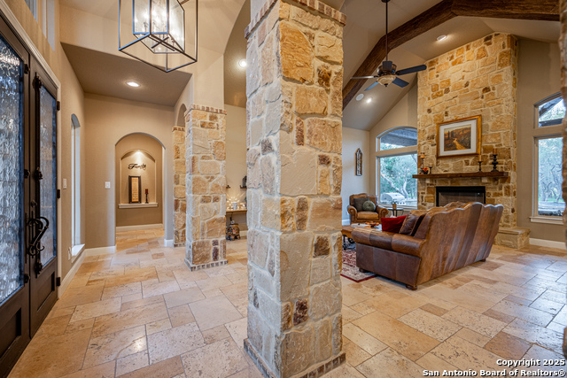 Image 18 of 50 For 1040 Glenwood