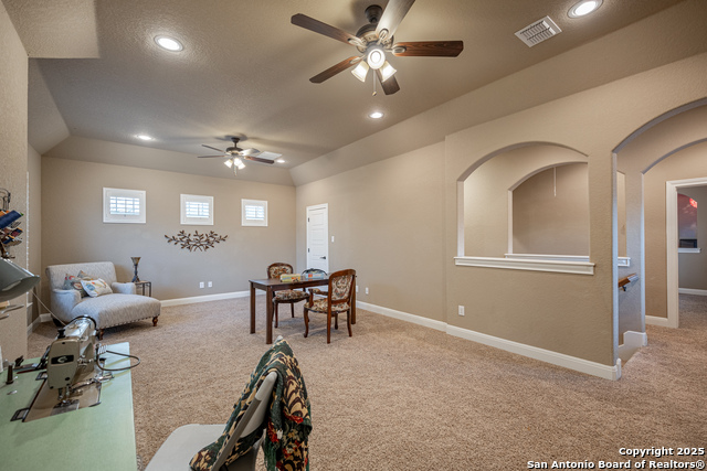 Image 41 of 50 For 1040 Glenwood