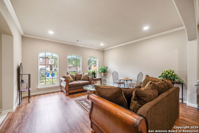 Listing photo id 8 for 38 Atwell
