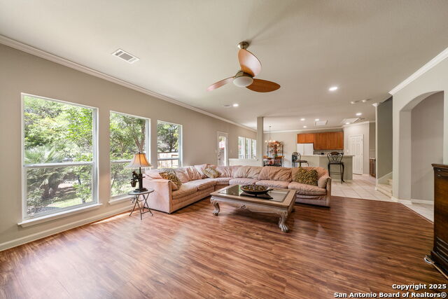 Listing photo id 11 for 38 Atwell